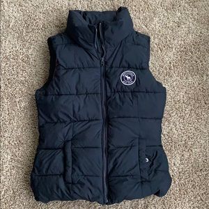 Abercrombie and Fitch women’s XS puffer vest
